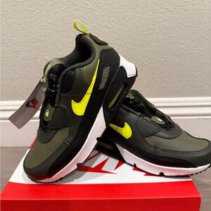 Nike Air Max 90 Toggle - color Olive Sequoia